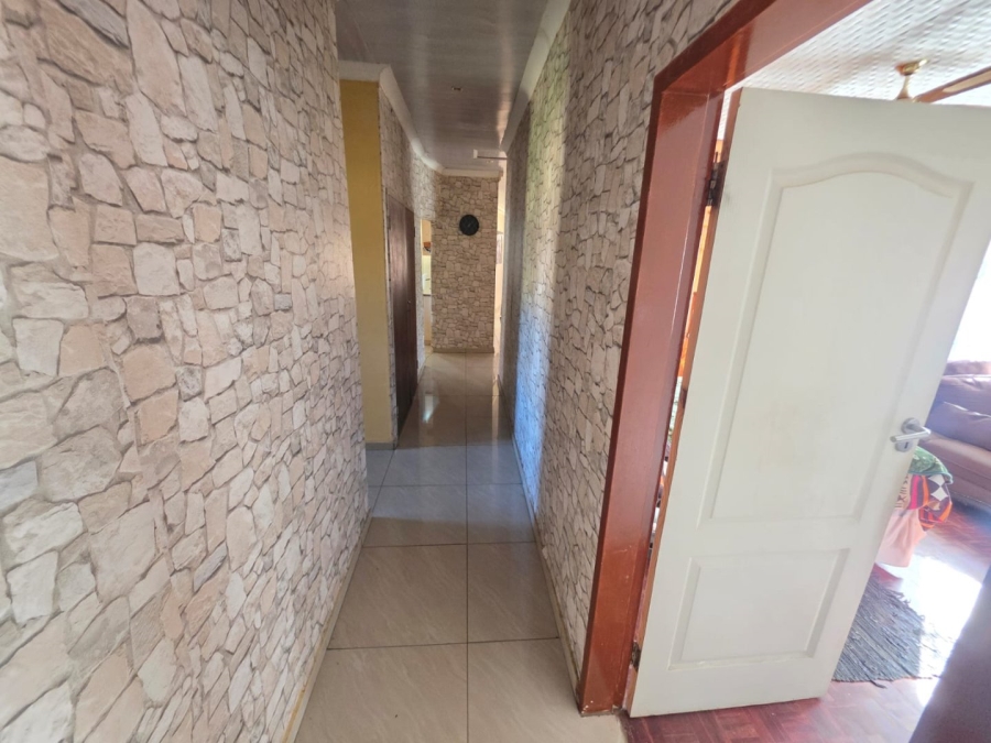 3 Bedroom Property for Sale in Verwoerdpark Northern Cape